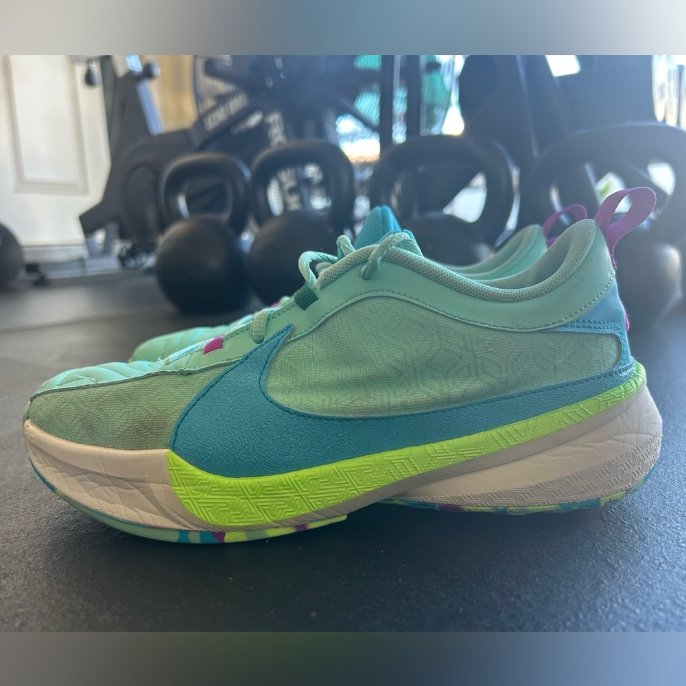 Nike Freak 5